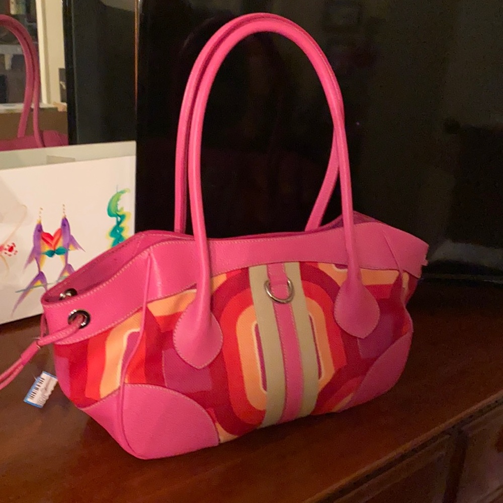 Prada shoulder bag - barely used!